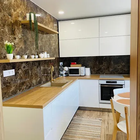 Fewdays Apartamento *